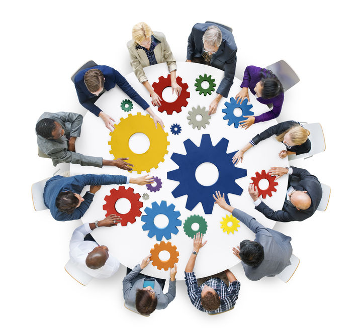 ÖSSZEFOGÁS A XXI. SZÁZADI ÜGYVÉDSÉGÉRT!